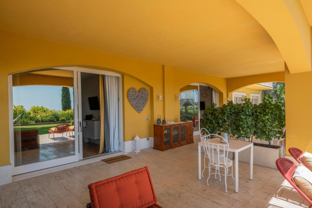 Tra Gli Alberi E Il Mare Sirolo Exterior foto