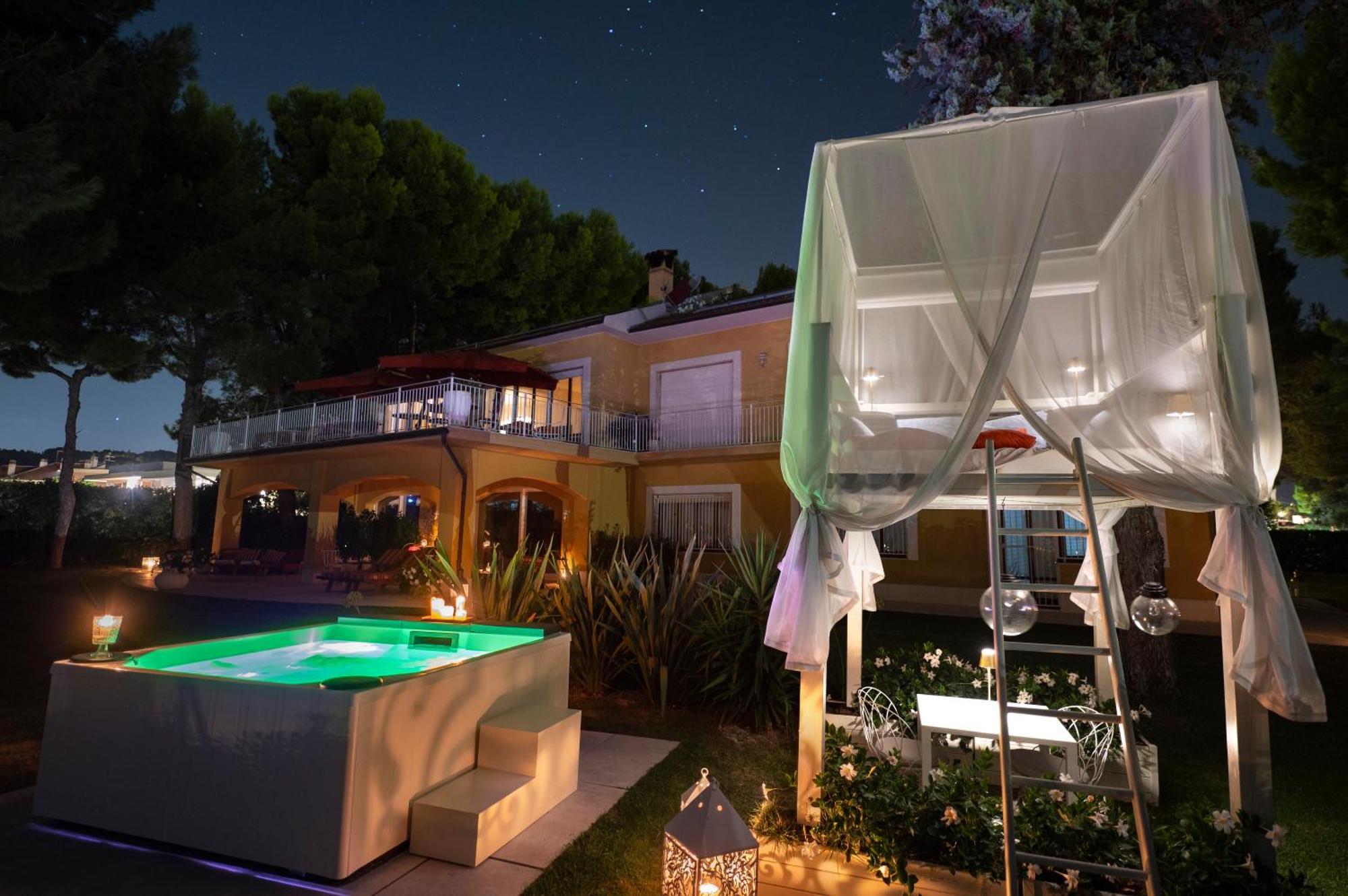 Tra Gli Alberi E Il Mare Sirolo Exterior foto